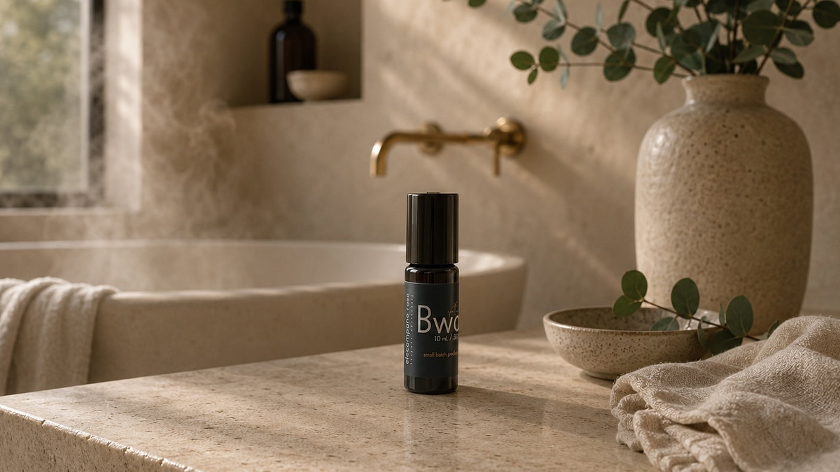 Perfume Oil vs. Alcohol Fragrance: A Practical Longevity Guide (Feat. Bwa)